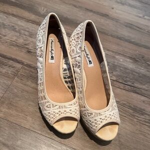 Elegant Cream Peep-Toe Lace Heels